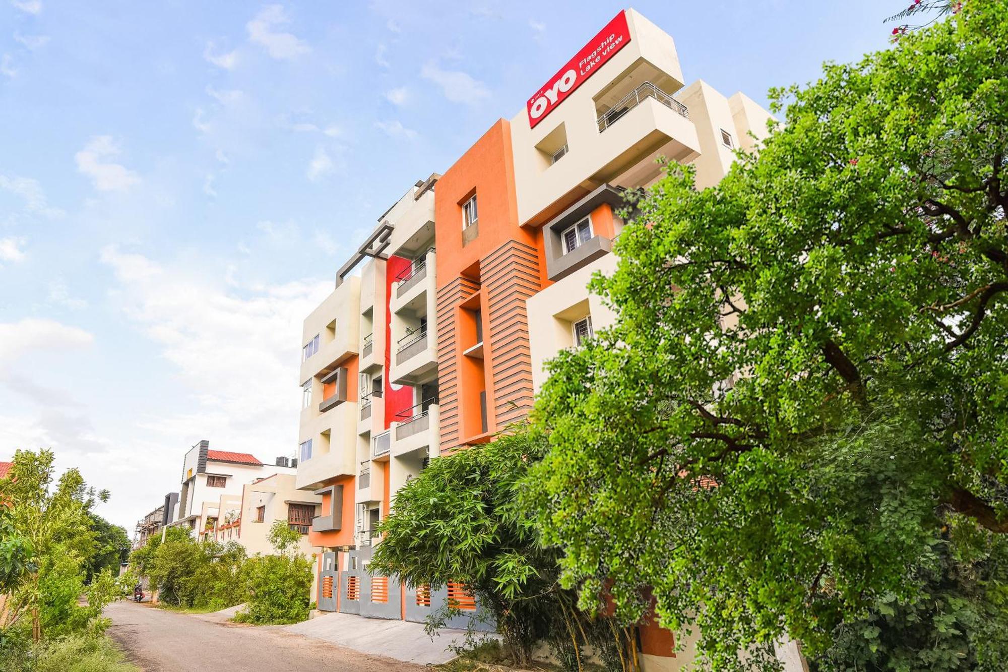 Oyo Flagship Lotus Lakeview Apartments Singānallūr Εξωτερικό φωτογραφία